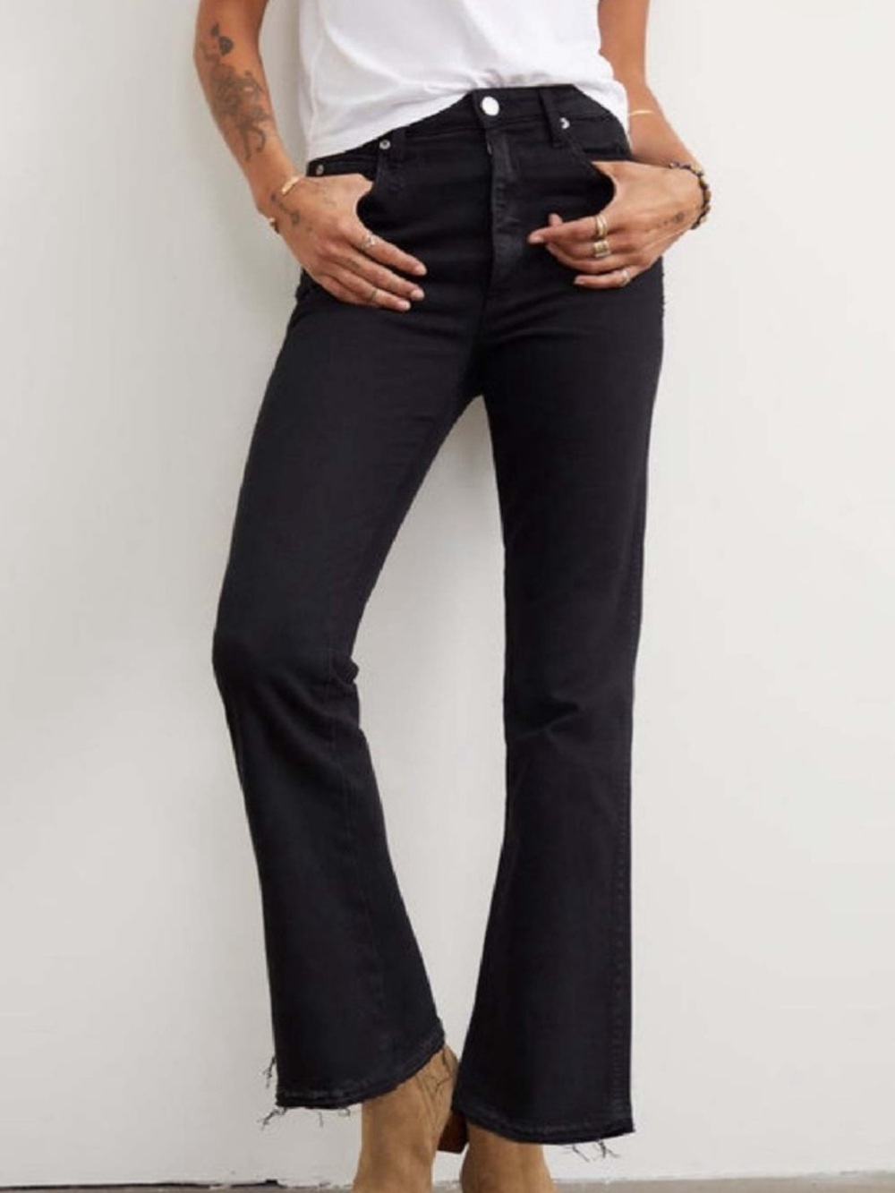 AMO Bella Jeans in Black Oak